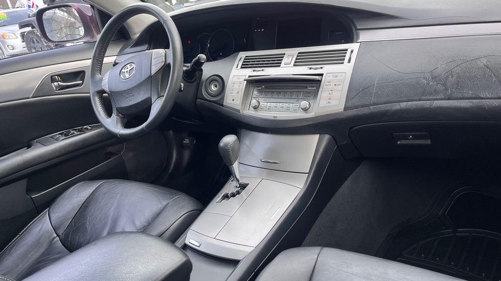 Toyota Avalon XL 2008