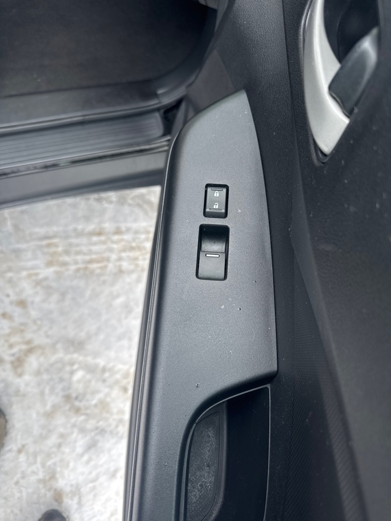 Honda CR-V LX 4WD 5-Speed AT 2012