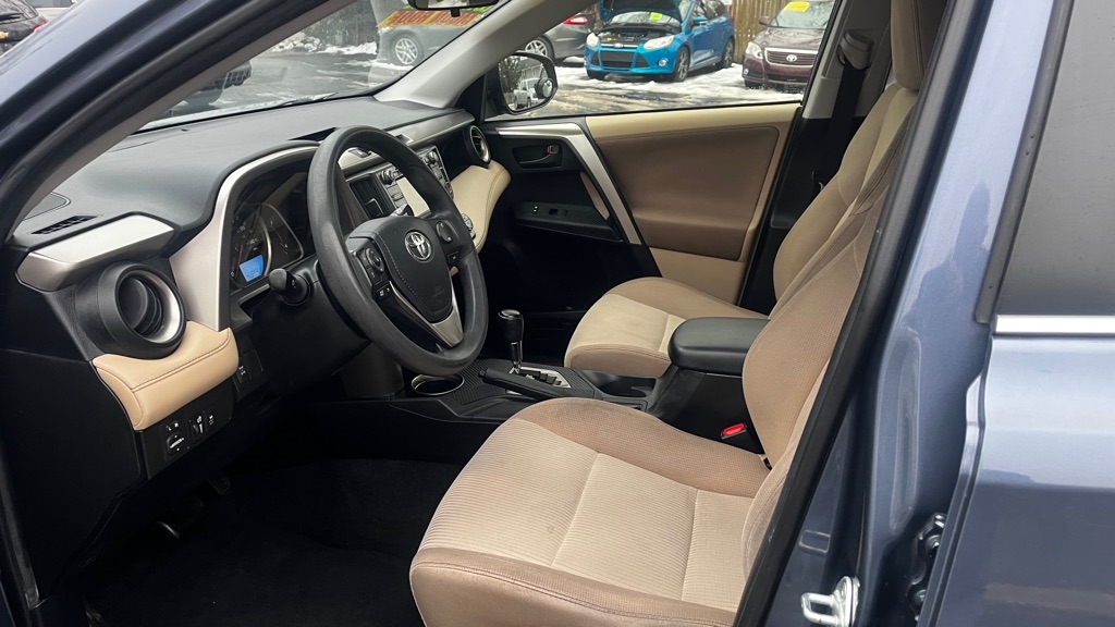 Toyota RAV4 XLE AWD 2013