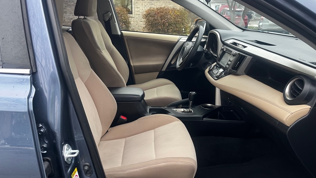 Toyota RAV4 XLE AWD 2013