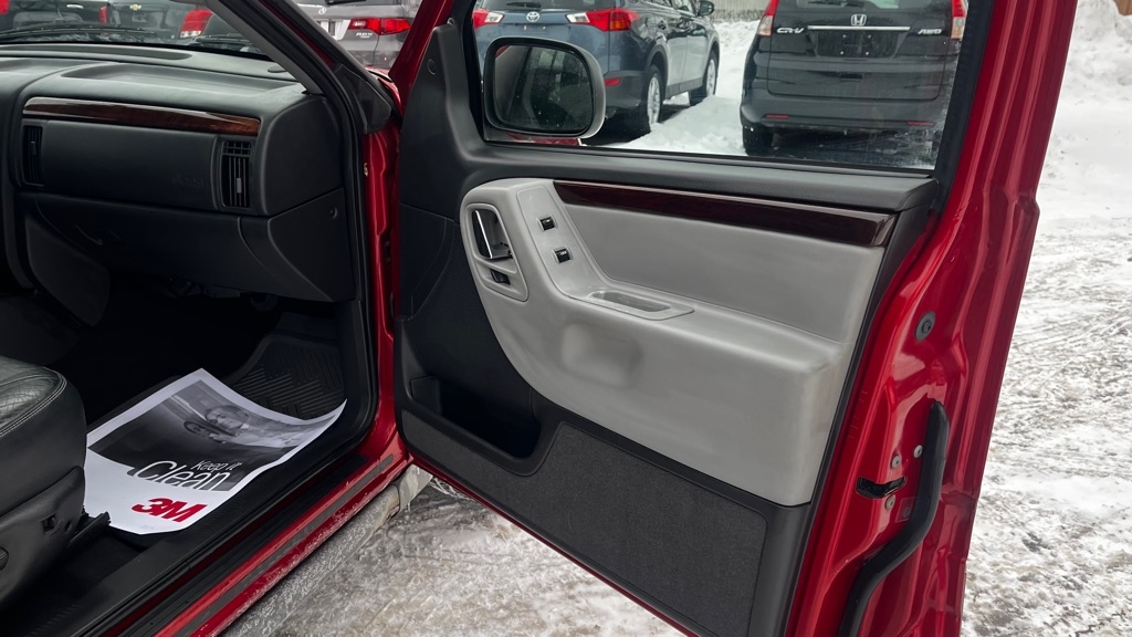 Jeep Grand Cherokee Overland 4WD 2004