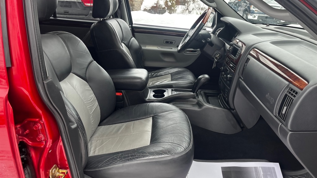 Jeep Grand Cherokee Overland 4WD 2004