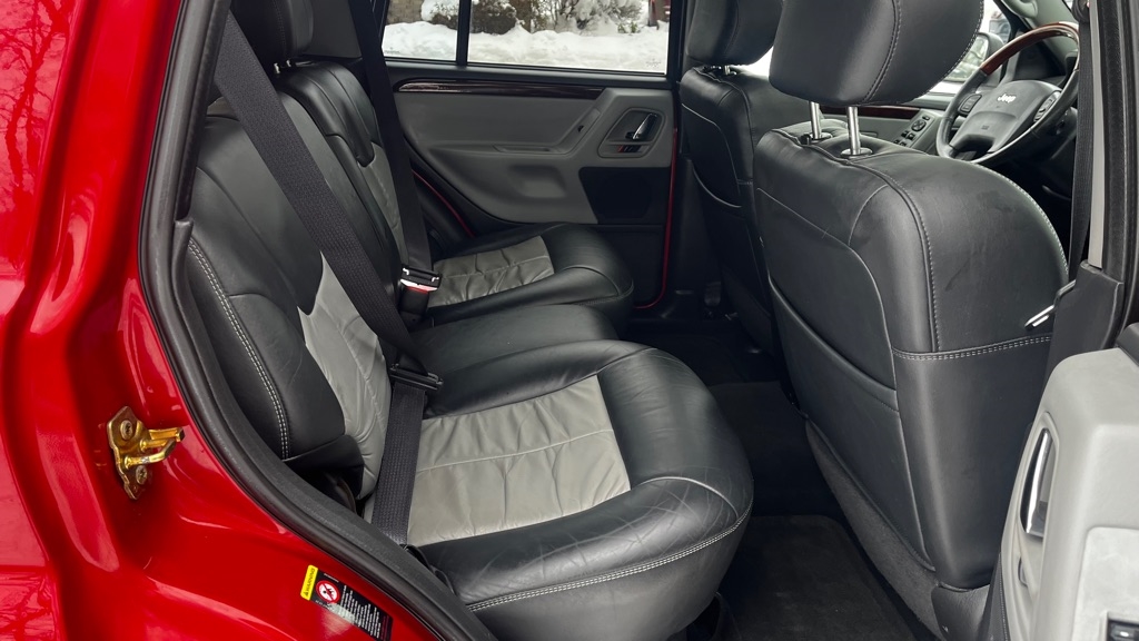 Jeep Grand Cherokee Overland 4WD 2004