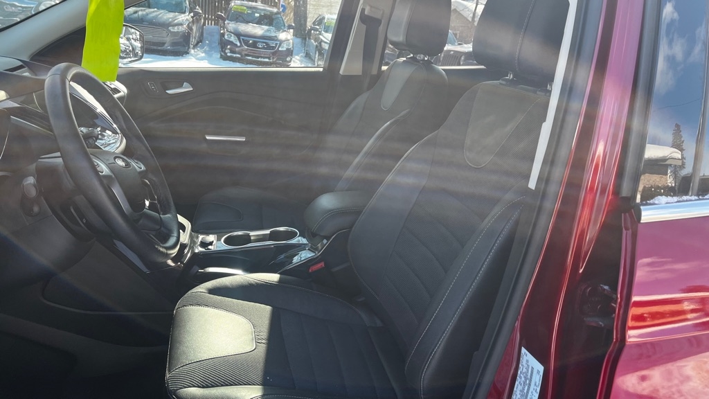 Ford Escape Titanium 4WD 2013