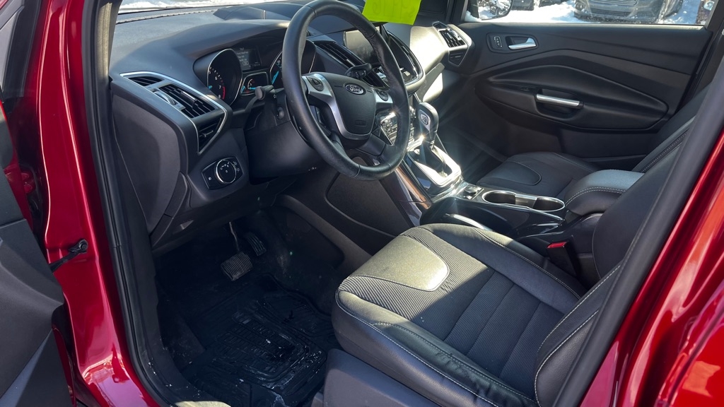 Ford Escape Titanium 4WD 2013