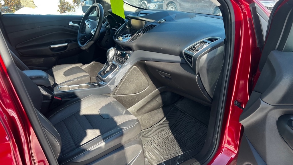 Ford Escape Titanium 4WD 2013