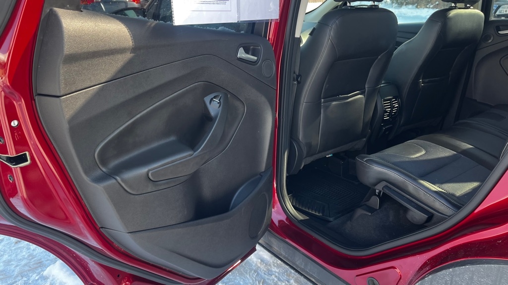 Ford Escape Titanium 4WD 2013