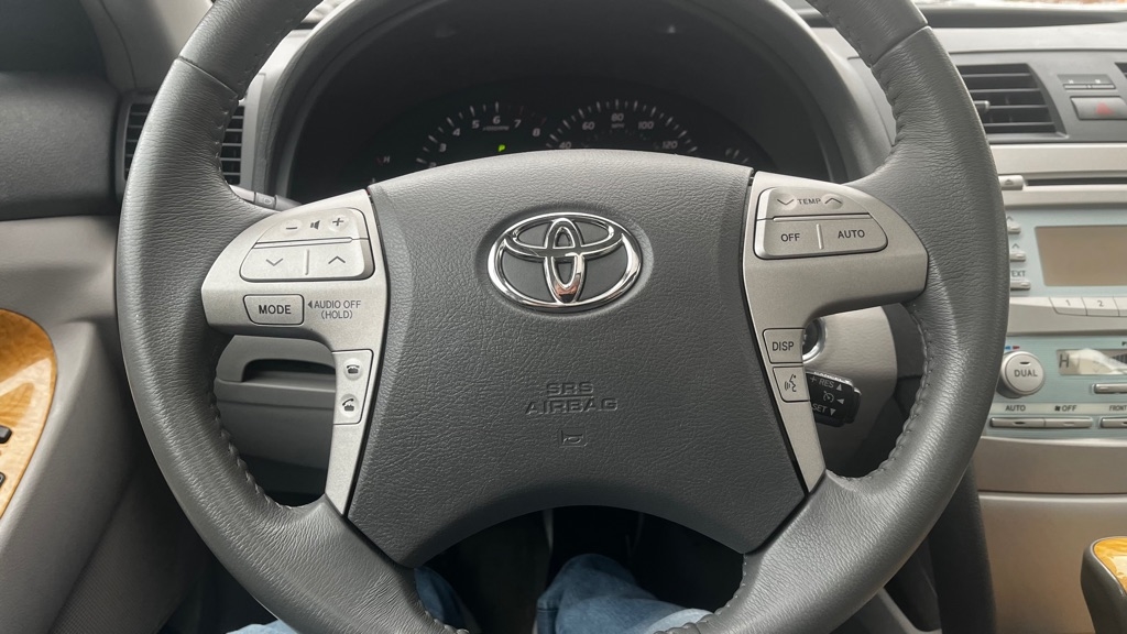 Toyota Camry LE V6 2007