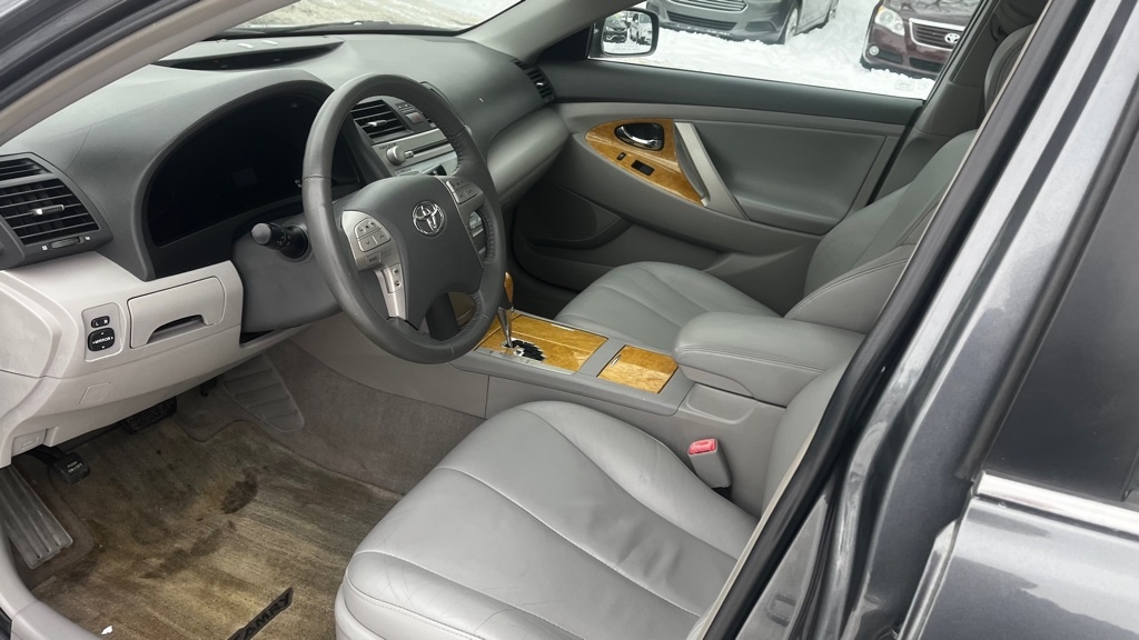 Toyota Camry LE V6 2007