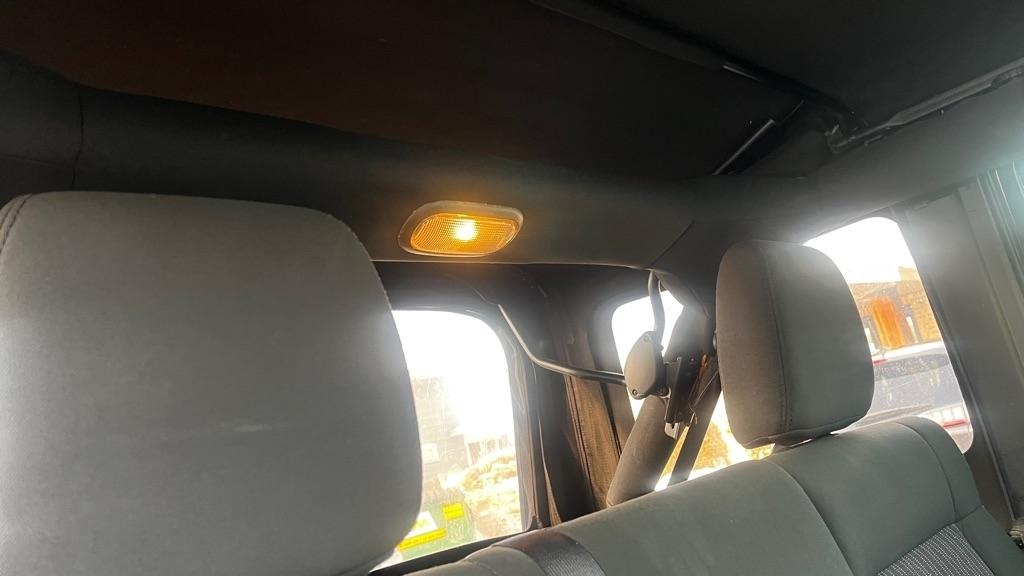 Jeep Wrangler Unlimited Sahara 4WD 2012