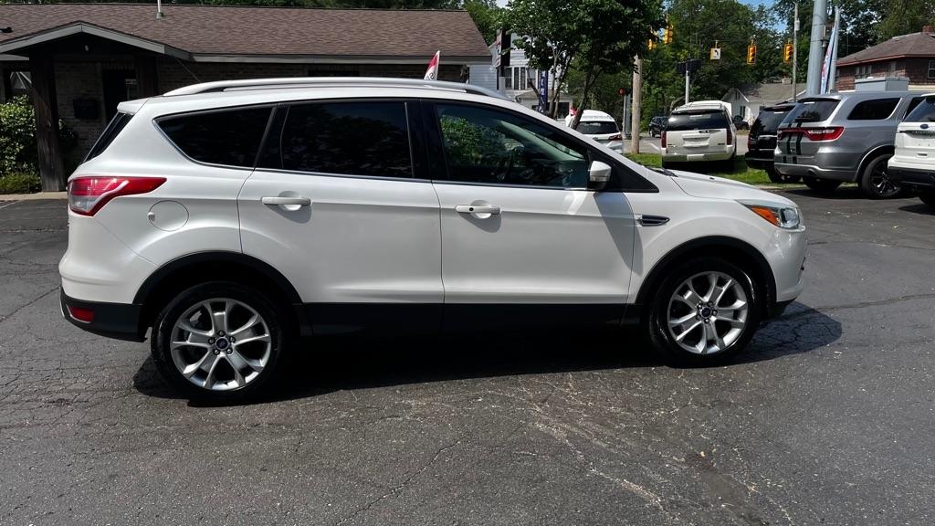 Ford Escape Titanium 4WD 2015