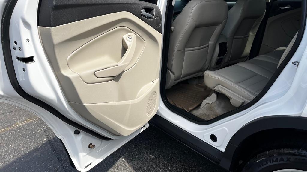Ford Escape Titanium 4WD 2015