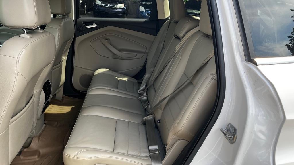 Ford Escape Titanium 4WD 2015