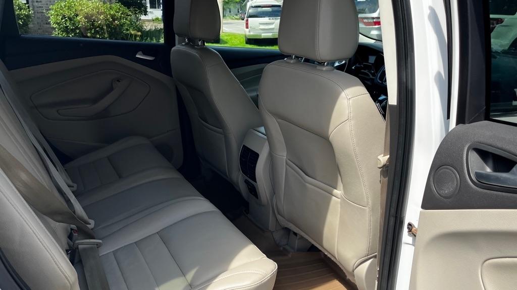 Ford Escape Titanium 4WD 2015