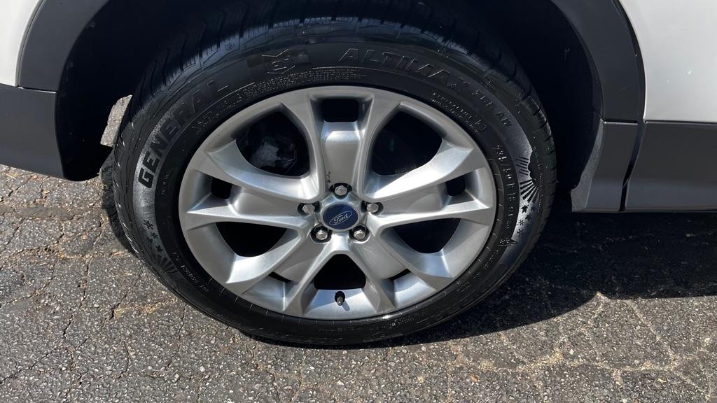 Ford Escape Titanium 4WD 2015