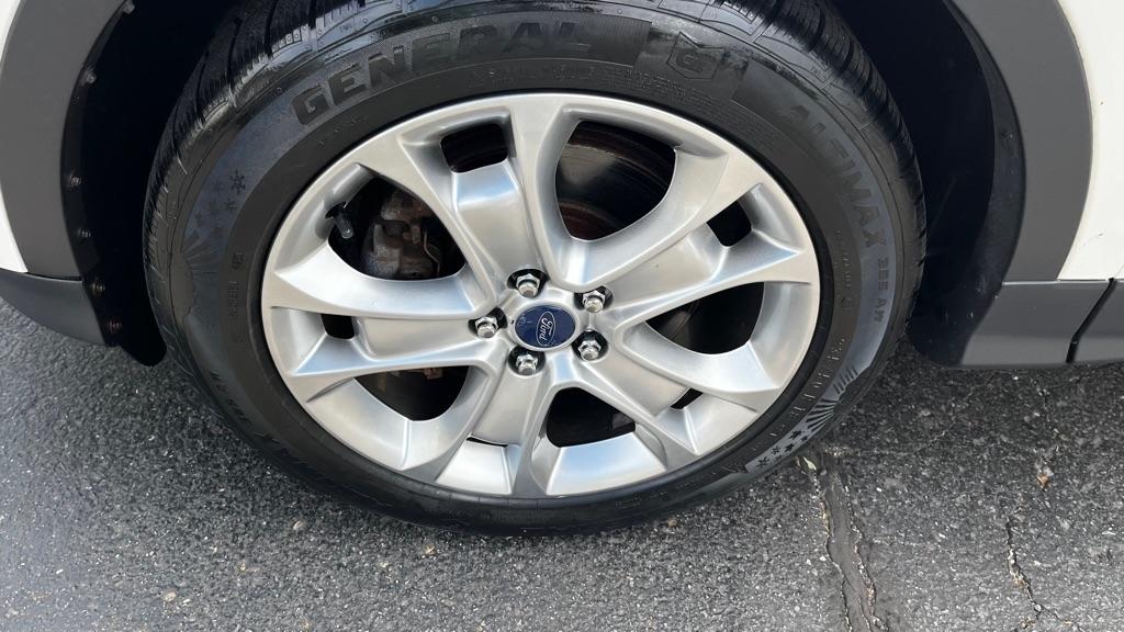 Ford Escape Titanium 4WD 2015