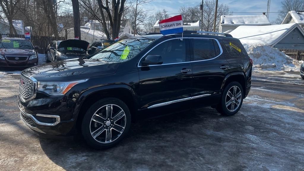 GMC Acadia Denali AWD 2017
