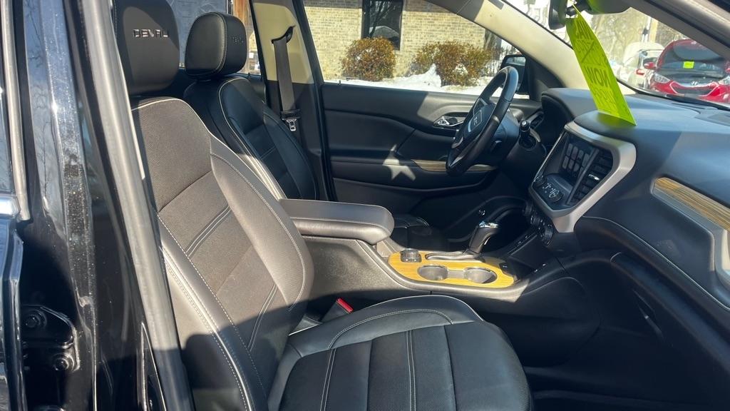 GMC Acadia Denali AWD 2017