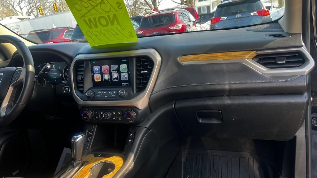 GMC Acadia Denali AWD 2017