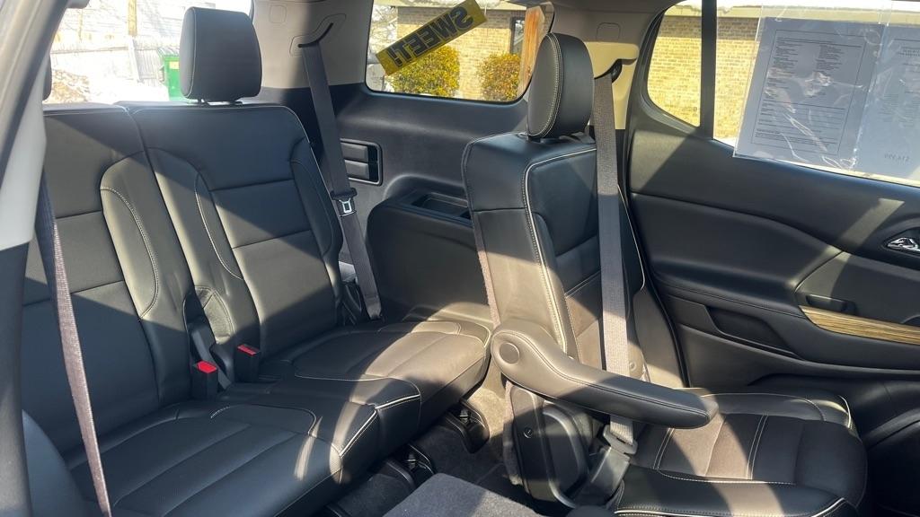 GMC Acadia Denali AWD 2017