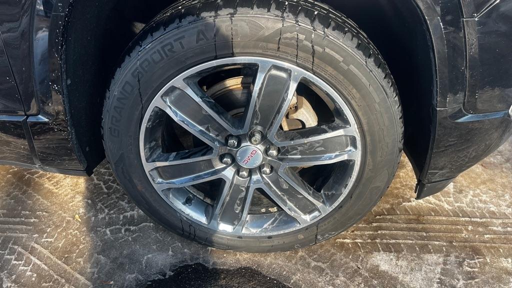 GMC Acadia Denali AWD 2017