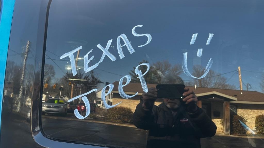 Jeep Wrangler Unlimited Sport 4WD 2010