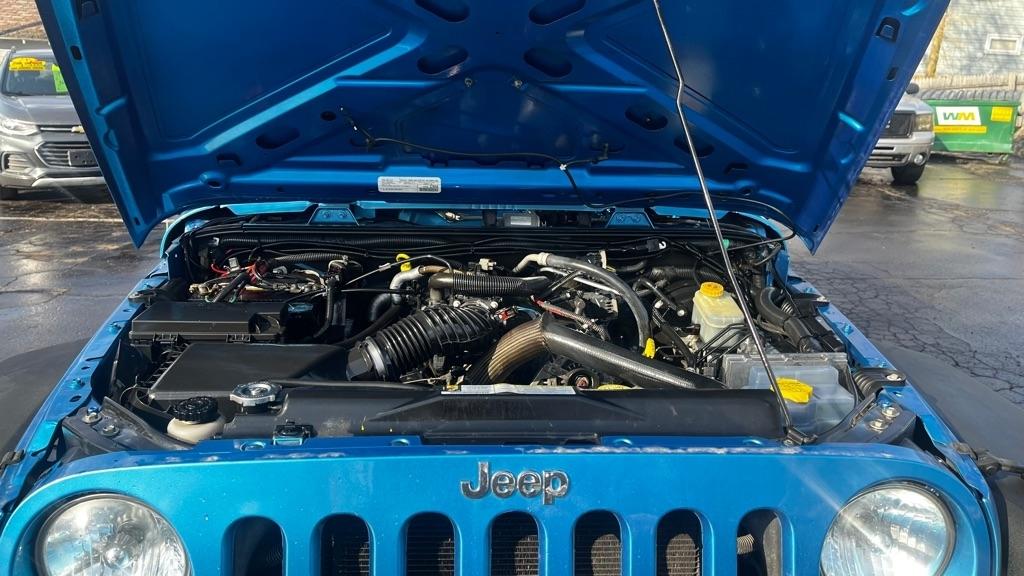 Jeep Wrangler Unlimited Sport 4WD 2010