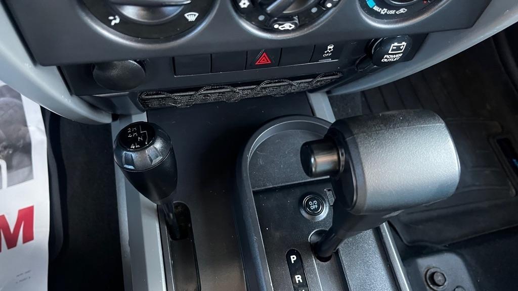 Jeep Wrangler Unlimited Sport 4WD 2010