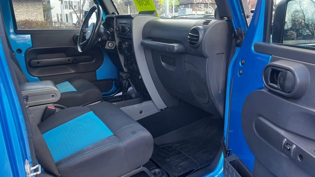 Jeep Wrangler Unlimited Sport 4WD 2010