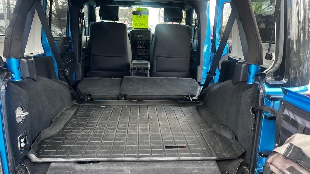 Jeep Wrangler Unlimited Sport 4WD 2010