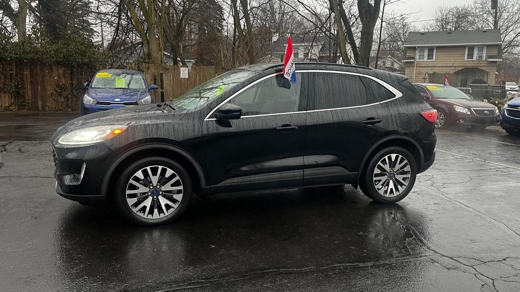 Ford Escape Titanium 4WD 2020