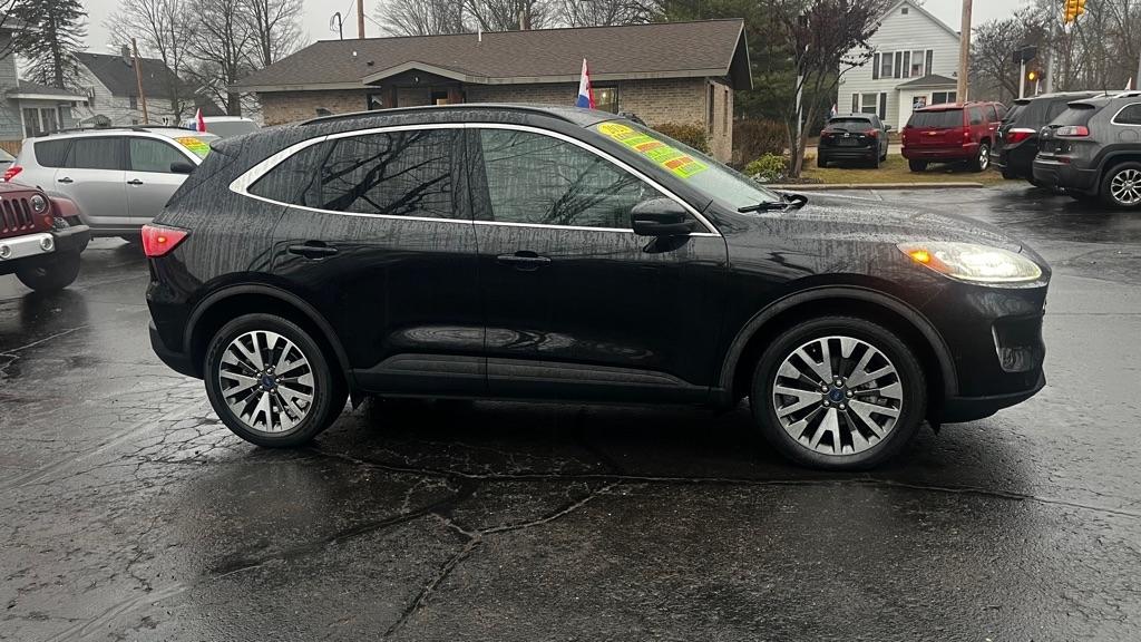 Ford Escape Titanium 4WD 2020