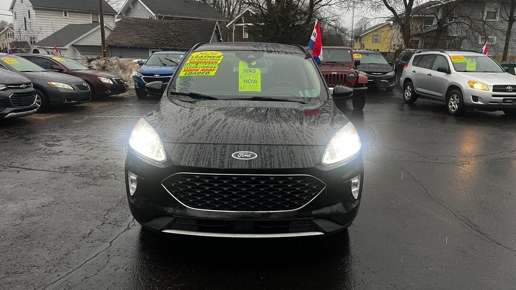 Ford Escape Titanium 4WD 2020