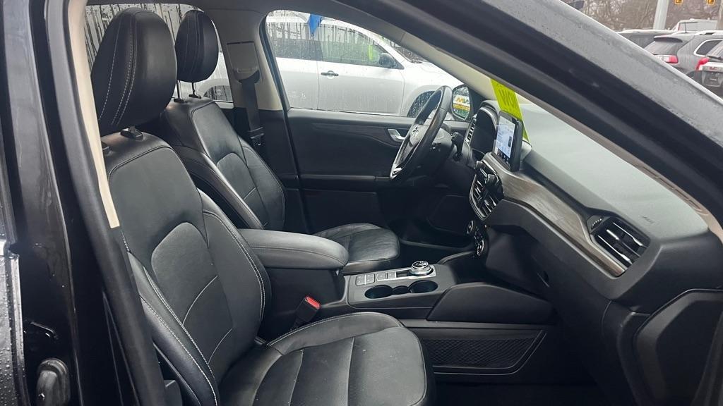 Ford Escape Titanium 4WD 2020