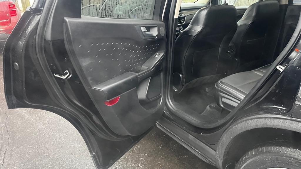 Ford Escape Titanium 4WD 2020