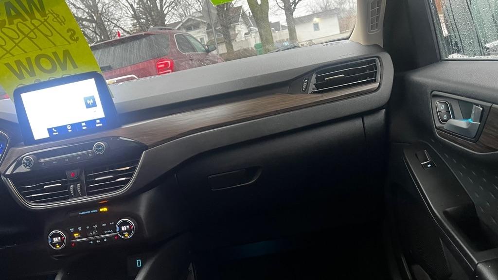 Ford Escape Titanium 4WD 2020