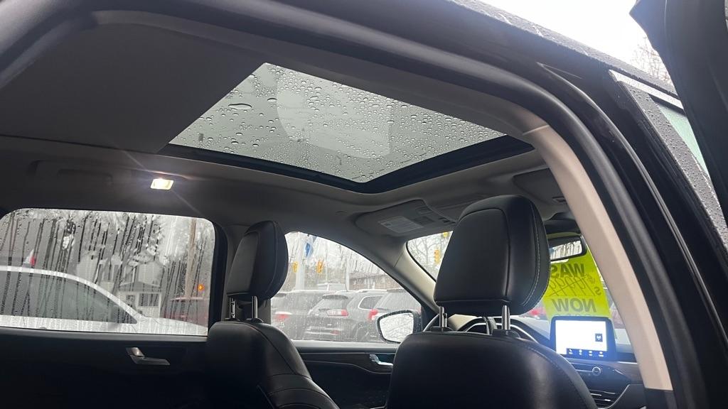 Ford Escape Titanium 4WD 2020