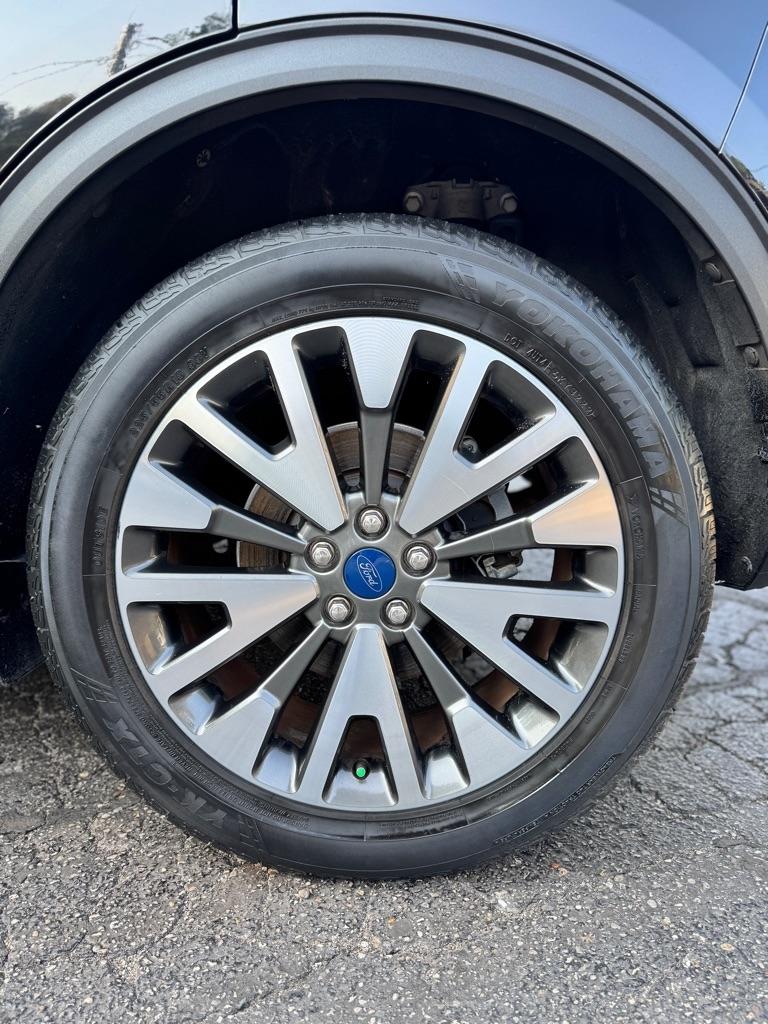 Ford Escape Titanium 4WD 2020