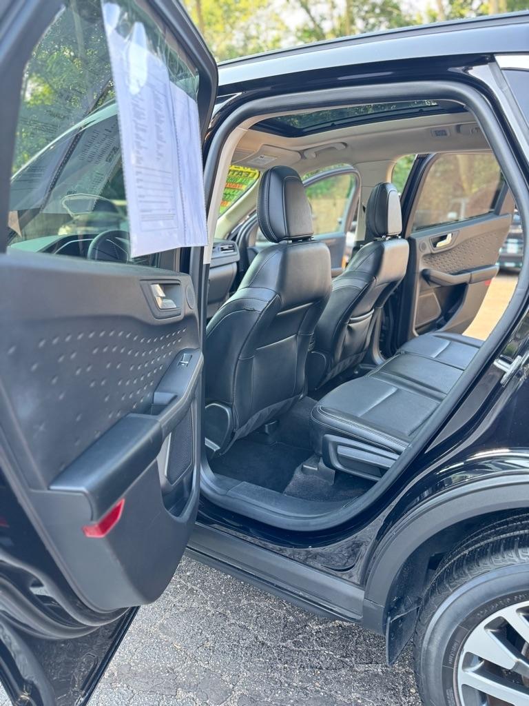 Ford Escape Titanium 4WD 2020