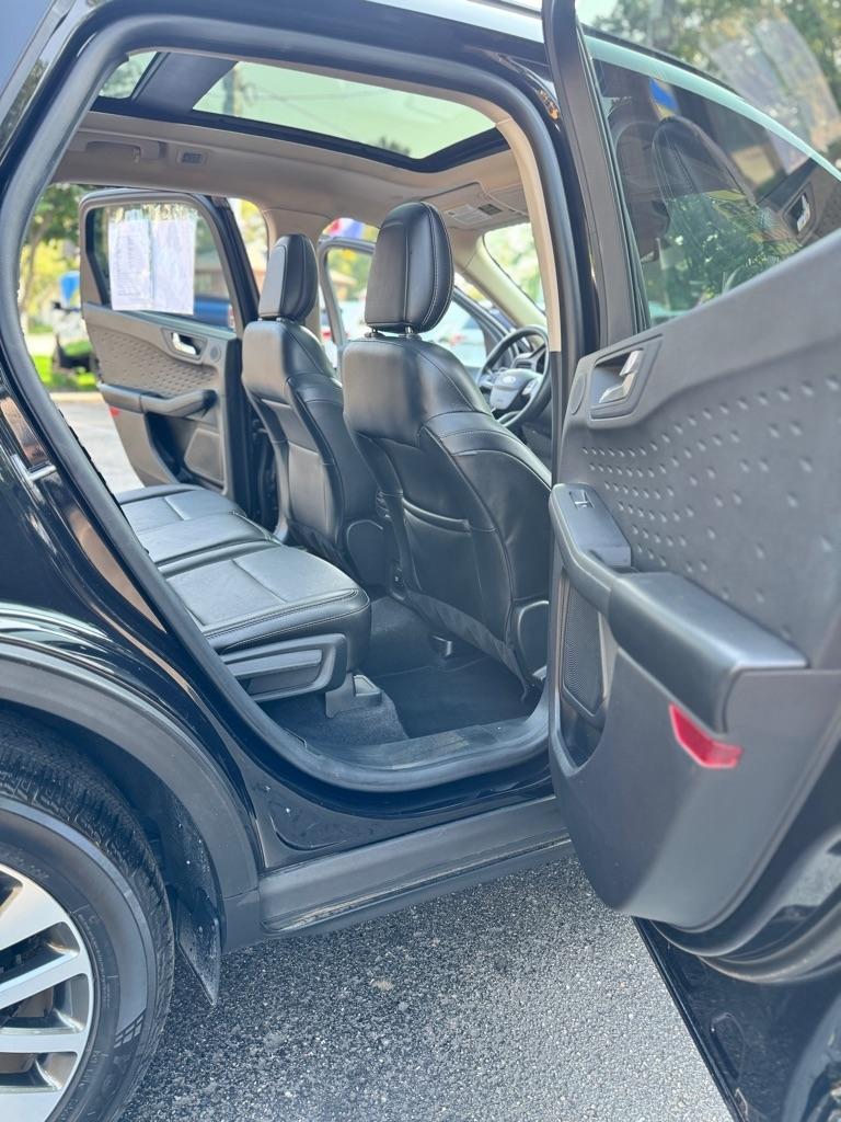 Ford Escape Titanium 4WD 2020