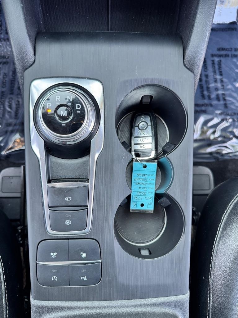 Ford Escape Titanium 4WD 2020