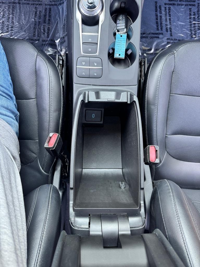 Ford Escape Titanium 4WD 2020