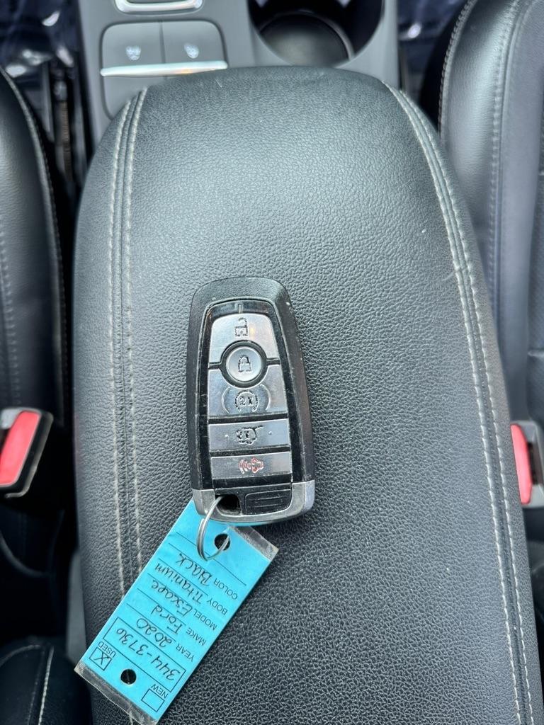 Ford Escape Titanium 4WD 2020