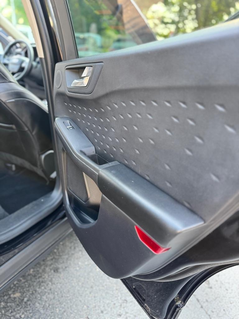 Ford Escape Titanium 4WD 2020