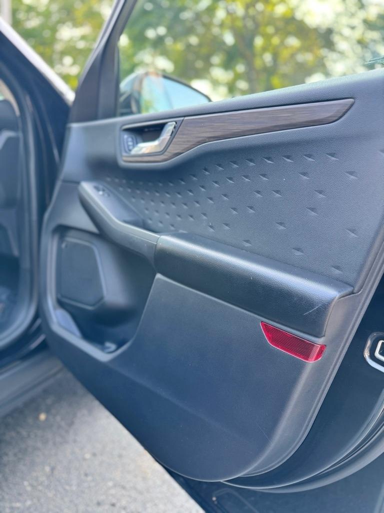 Ford Escape Titanium 4WD 2020