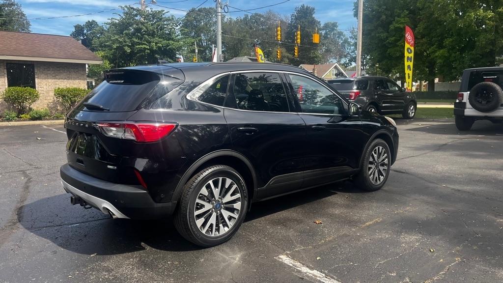 Ford Escape Titanium 4WD 2020