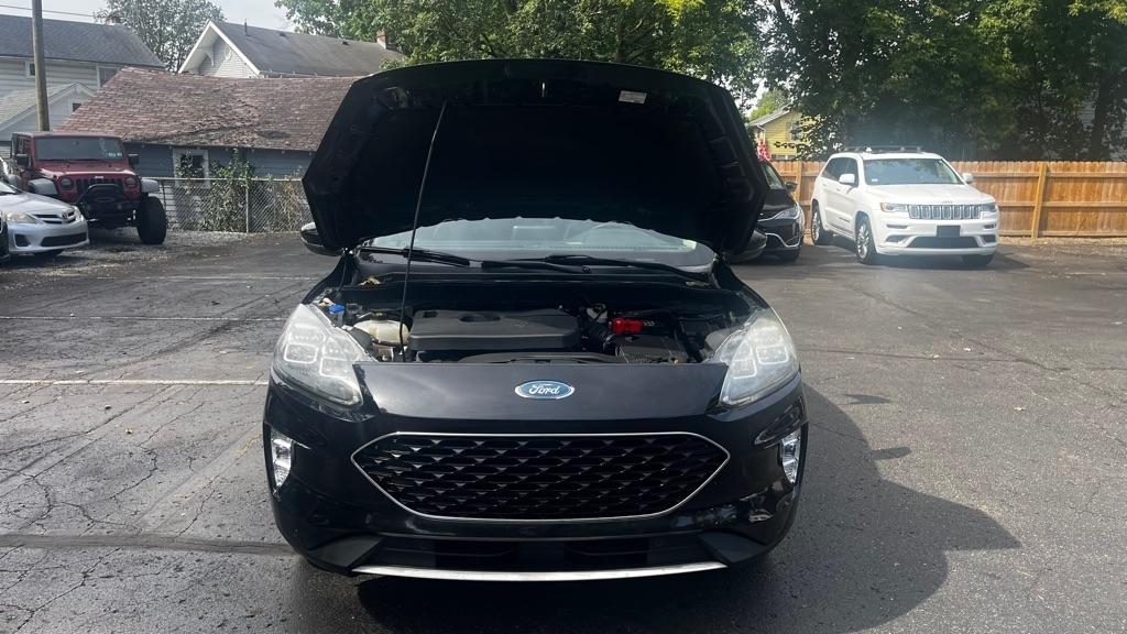 Ford Escape Titanium 4WD 2020