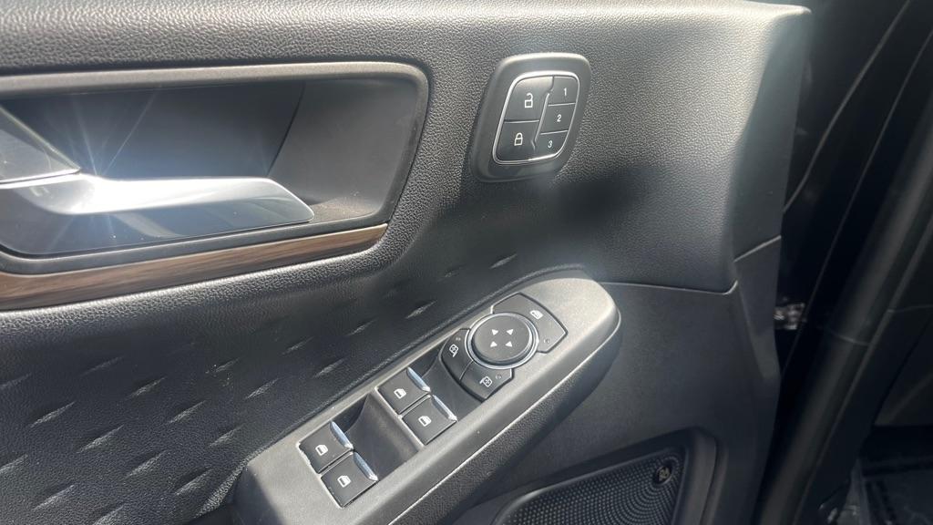 Ford Escape Titanium 4WD 2020