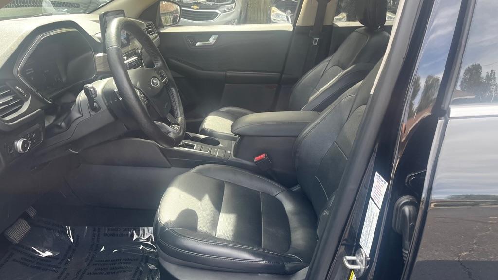 Ford Escape Titanium 4WD 2020