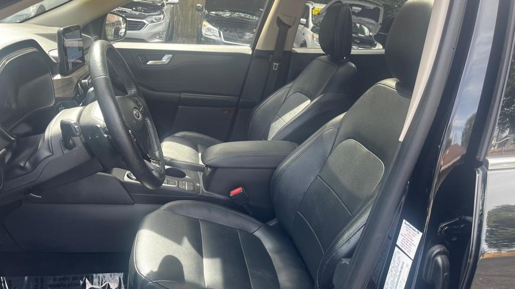 Ford Escape Titanium 4WD 2020